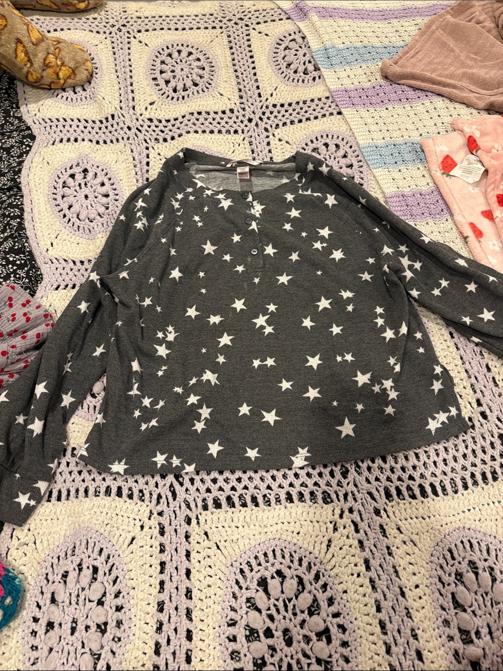 Women's Star Print Long Sleeve Sweater - Gray